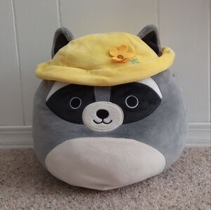 Raccoon 🦝 Squishmallows Plushie